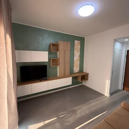Apartament Rugacesio 24 - B *